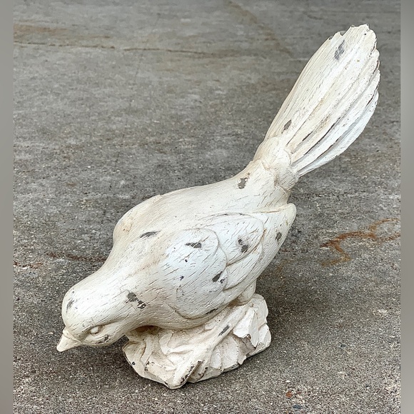 Vintage Whitewashed Antiqued Composite Resin Decorative Bird Statue Figurine - Picture 2 of 14